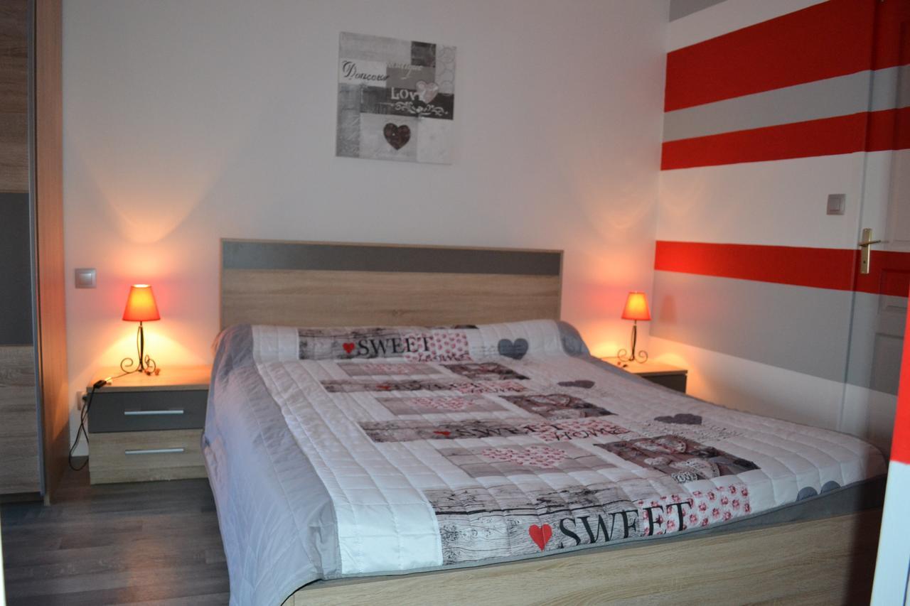 La Ferme Chauvet Bed & Breakfast Chantenay-Villedieu Exterior photo